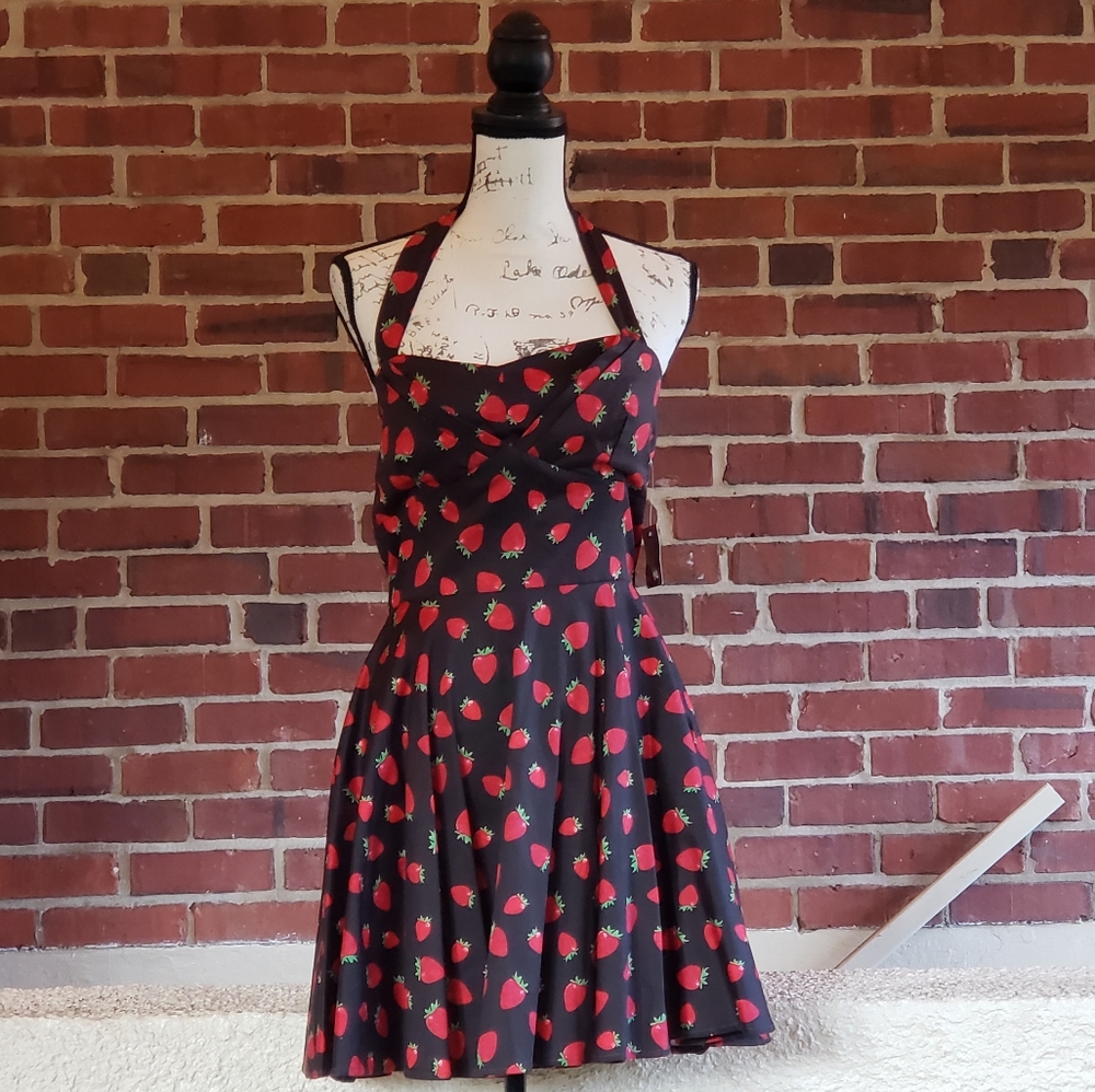 Retro style dress - Picture 3 of 8